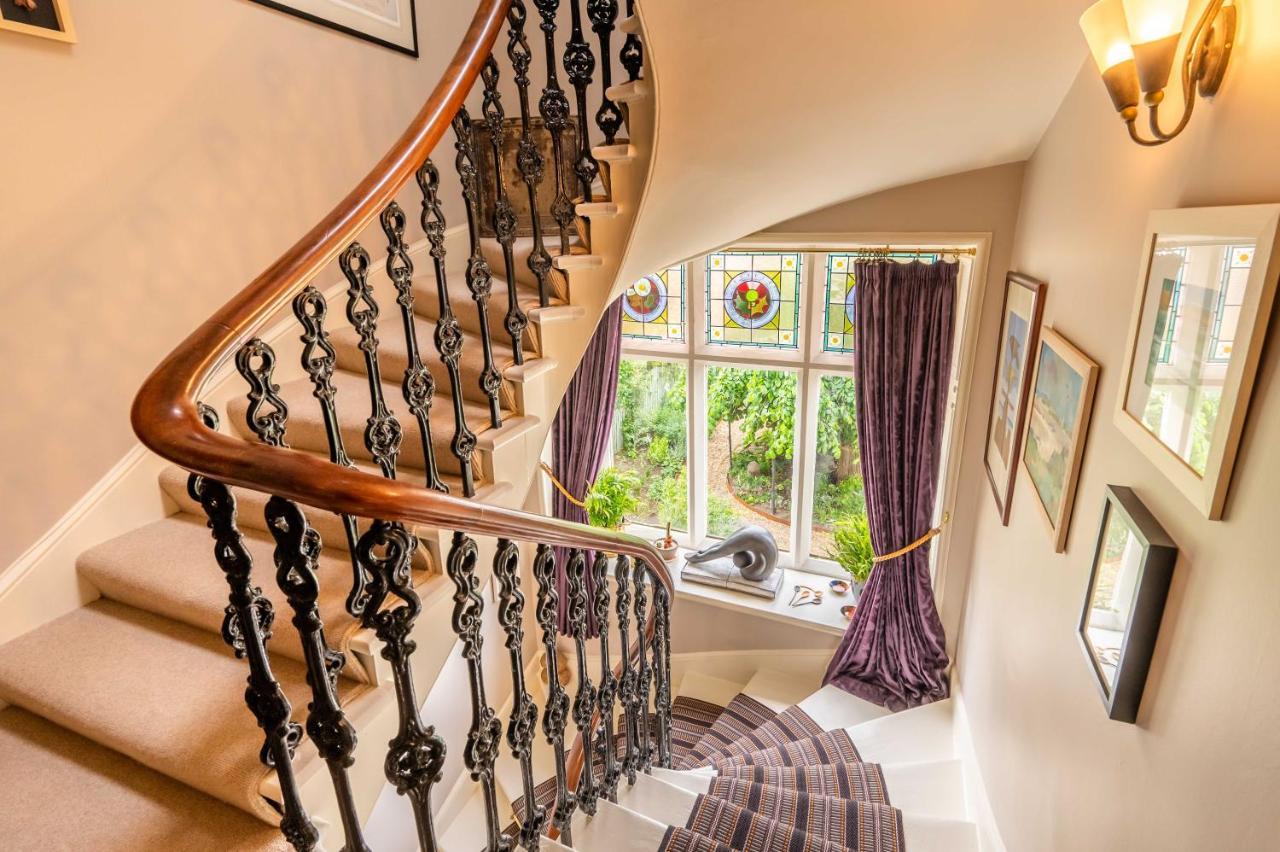 네언 Washington House B&B 외부 사진