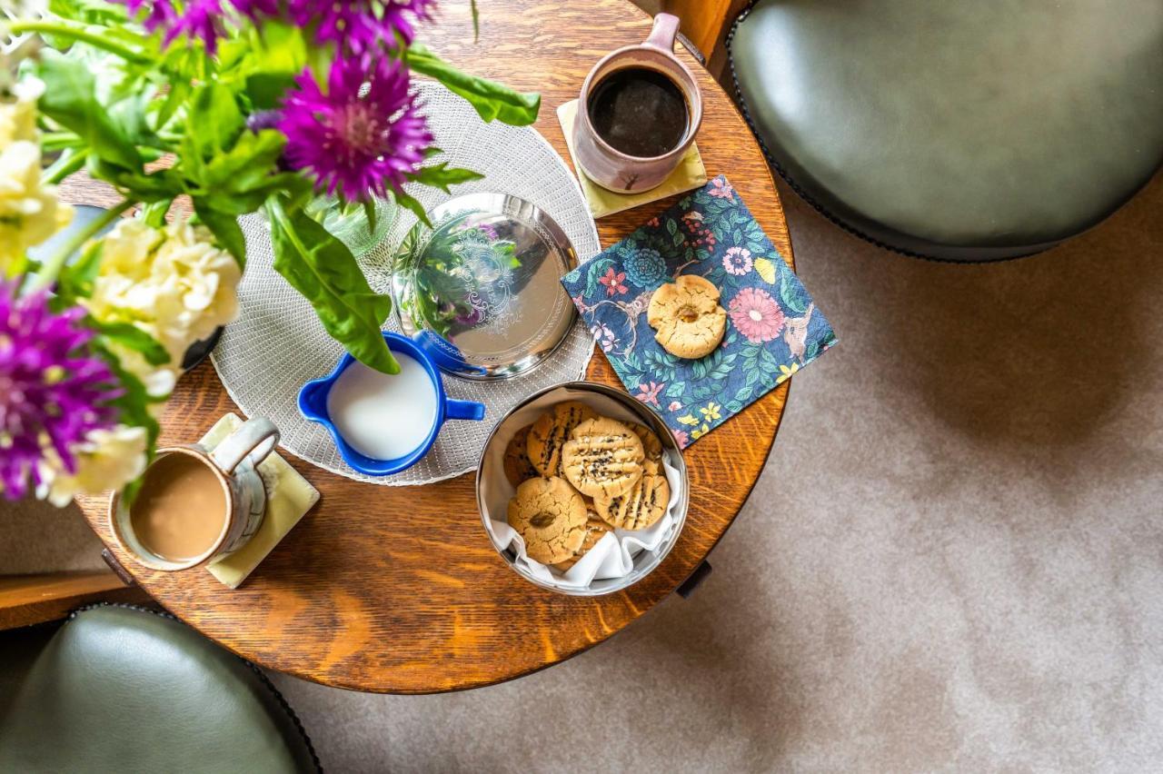 네언 Washington House B&B 외부 사진